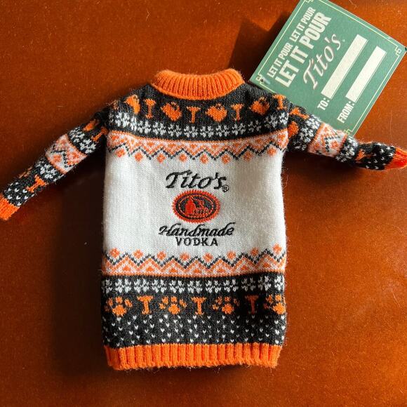 TITO’S Handmade Vodka Dog Bottle Sweater - Picture 1 of 4